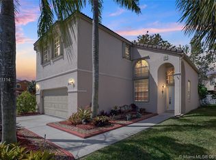 312 NW 153rd Ave, Pembroke Pines, FL 33028
