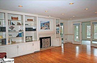 5th image of 405 Rivercrest Dr