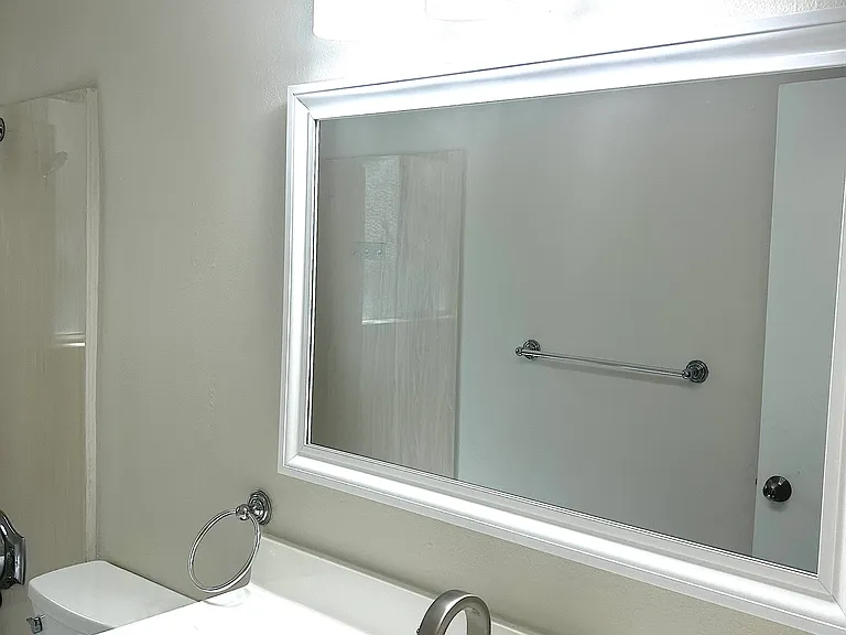 239 Williams Ave N #2 — Photo 8
