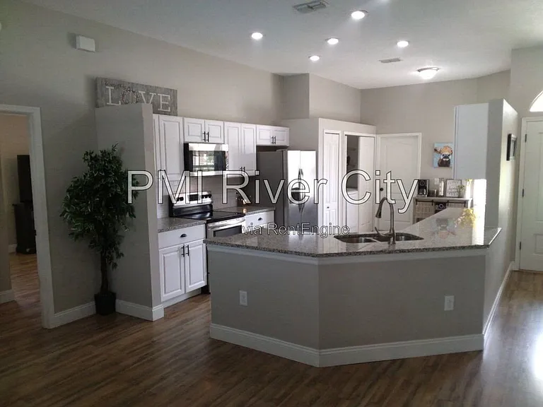 2320 Locustwood Ct — Photo 20
