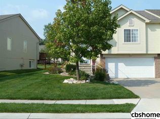 15112 Tibbles St, Omaha, NE 68116