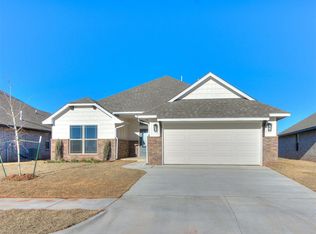 14121 Upper Village Dr, Piedmont, OK 73078