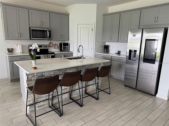 3rd image of 1177 TUPELO TRAIL