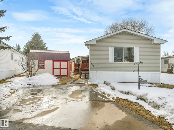 2857 Lakeside Close NW, Edmonton, AB T5S 1T7