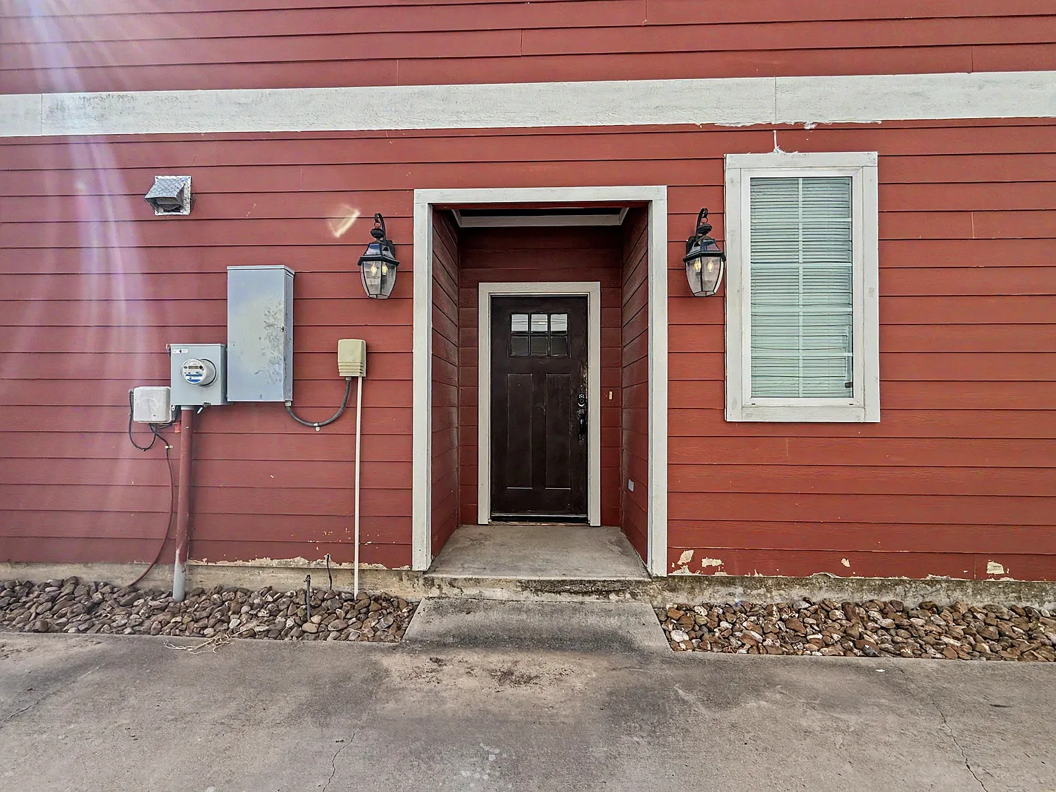 4 bed, 4.5 bath, 1747 sqft, $3,400 — Photo 4