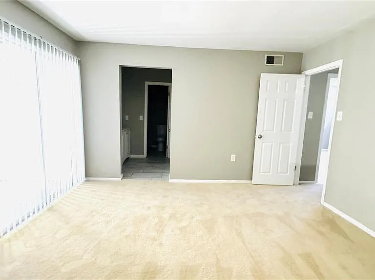 4016 Woodfern Dr #B-8 — Photo 19