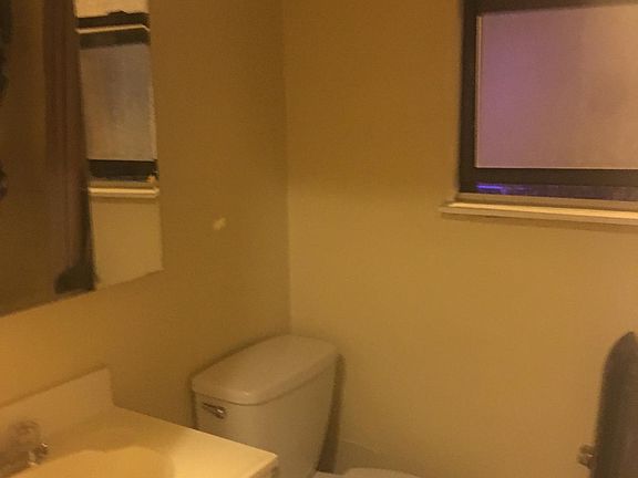 5th image of 3121 N Hamlin Ave APT 3I