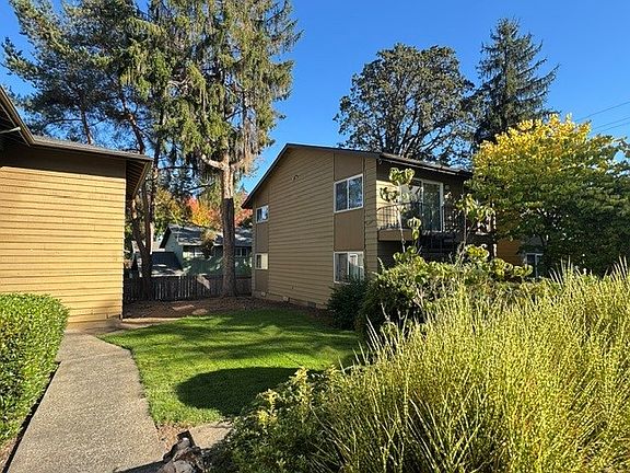 3rd image of 13225 SW Allen Blvd #42
