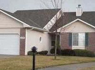 1429 Stone Bridge Dr, Hutchinson, KS 67502
