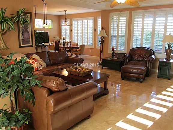 3rd image of 4464 Largo Cantata St