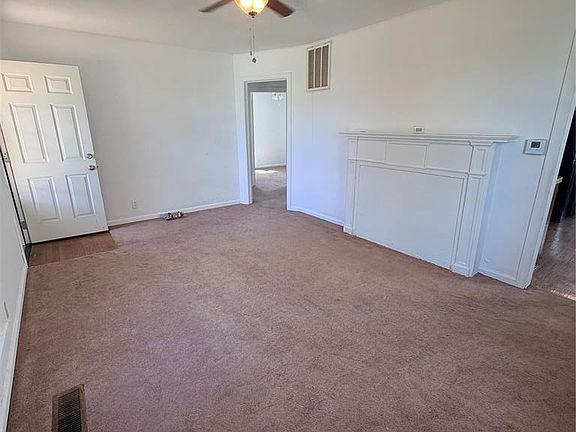 5th image of 522 S 11th St