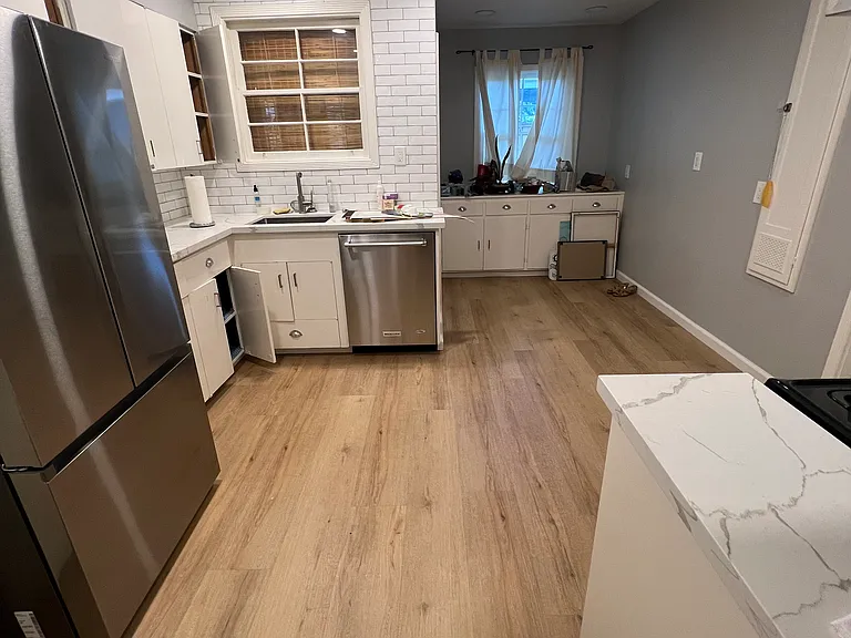 2733 Bryant St — Photo 9