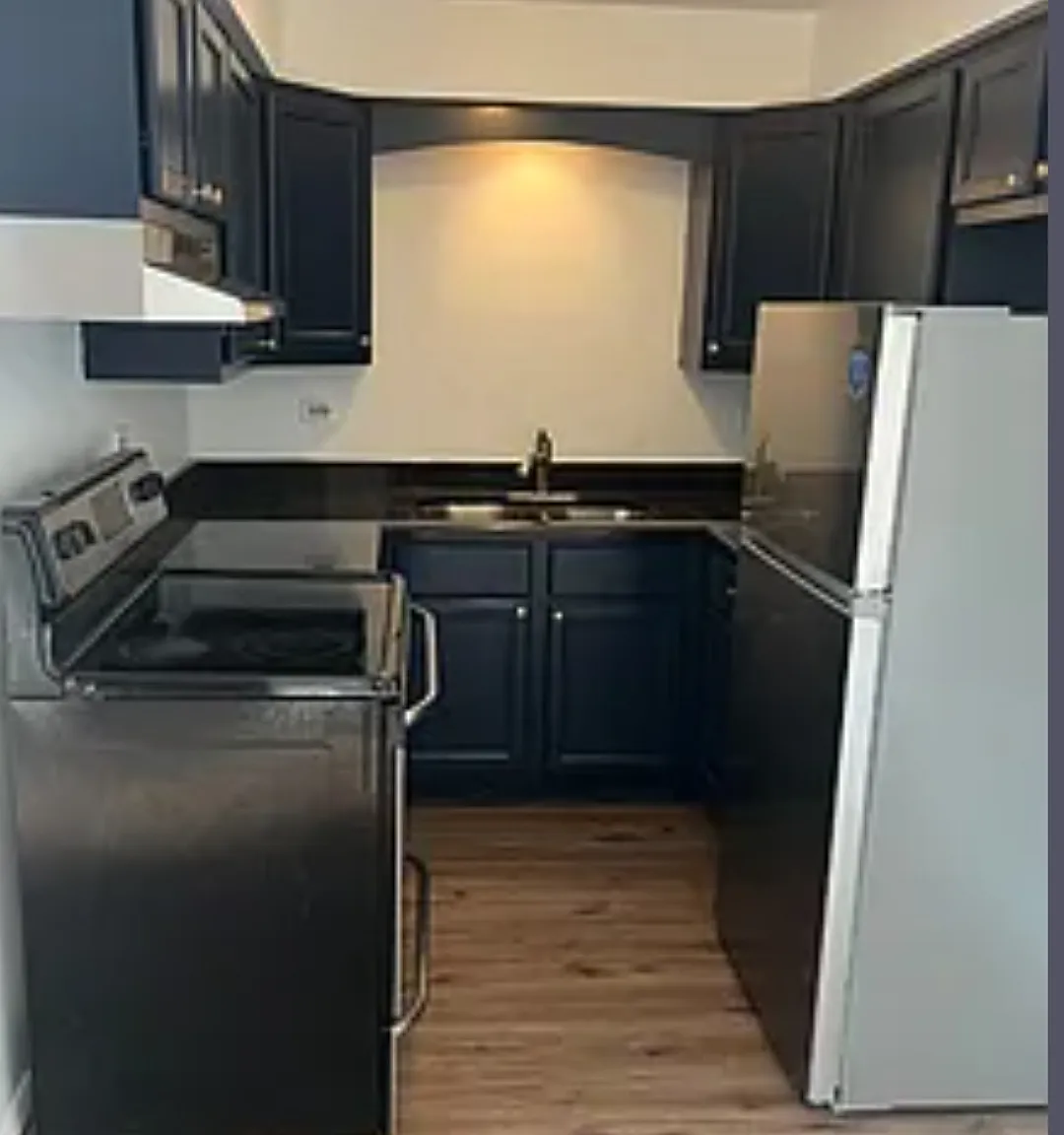 1 bed, 975 sqft, $1,450 — Photo 1