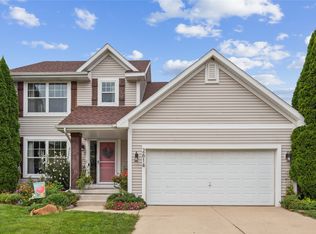 2614 Moonlight Dr, Des Moines, IA 50320