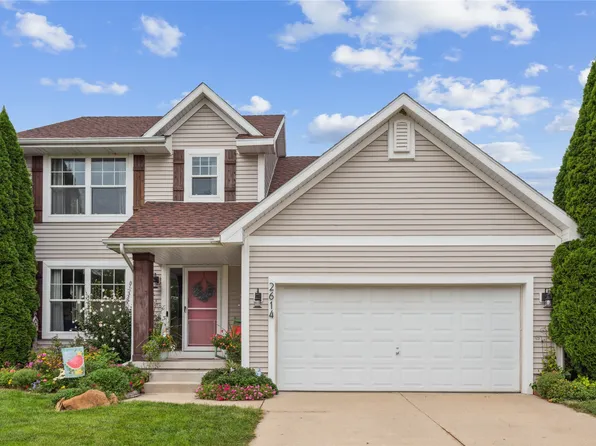 2614 Moonlight Dr, Des Moines, IA 50320