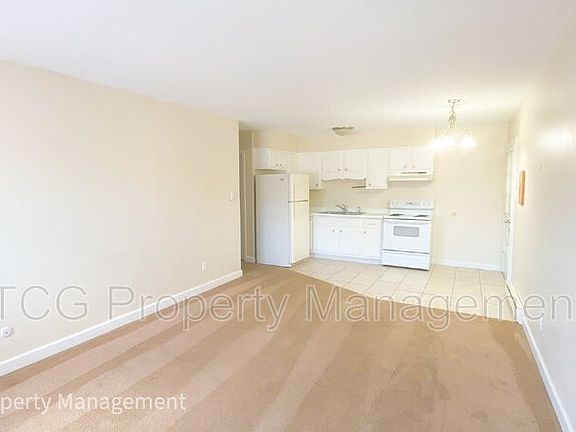 2nd image of 1449 Catherine St APT 8