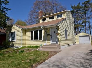 1083 Idaho Ave W, Saint Paul, MN 55117