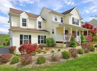 65 Van Scoy Rd, Poughquag, NY 12570