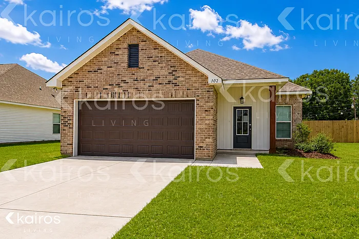 102 Acoustic Ln