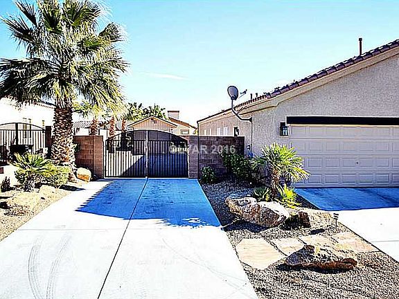 4th image of 6350 Buzz Aldrin Dr