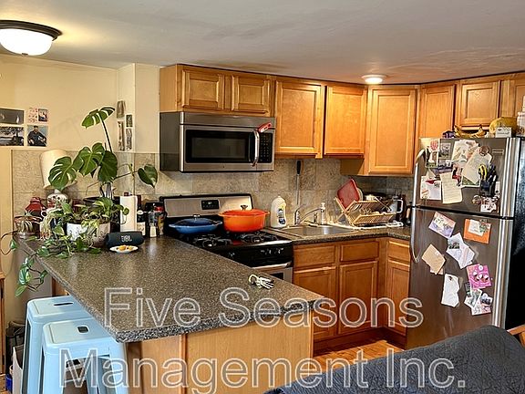 2nd image of 40 Intervale Ave APT 6