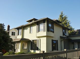 102 NW 60th St #B, Seattle, WA 98107