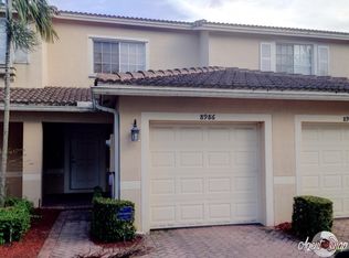 8986 Chambers St, Fort Lauderdale, FL 33321