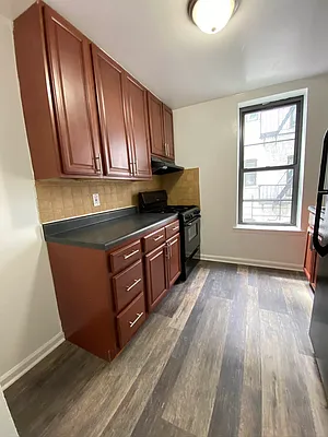 Rented by Candid Listings LLC | media 19