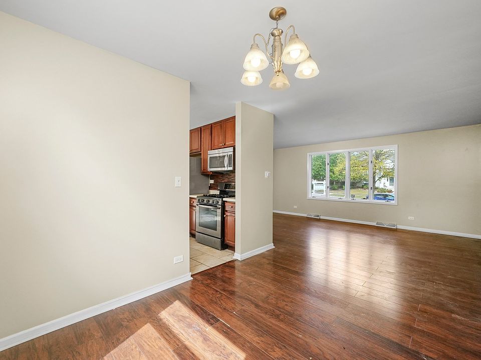 225 Polo Club Dr, Glendale Heights, IL 60139 Zillow