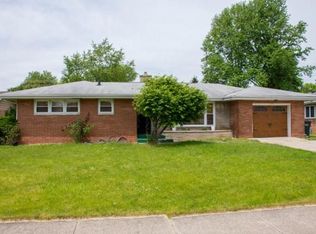 1105 N Ironwood Dr, South Bend, IN 46615