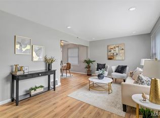 10233 Unicorn Dr, Saint Louis, MO 63137
