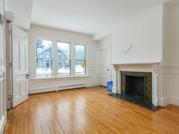 89 N Prospect St APT 2, Burlington, VT 05401