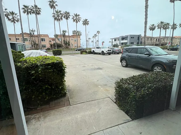 201 Surfrider Way — Photo 14