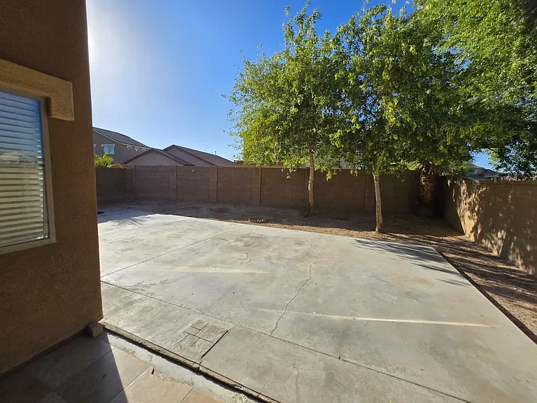 16868 W Roosevelt St — Photo 6