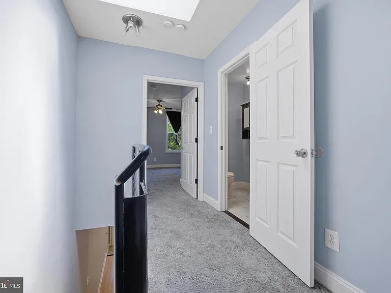 122 N Ellwood Ave — Photo 27