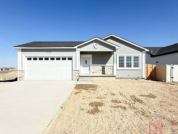 2nd image of 3406 Lost River Dr