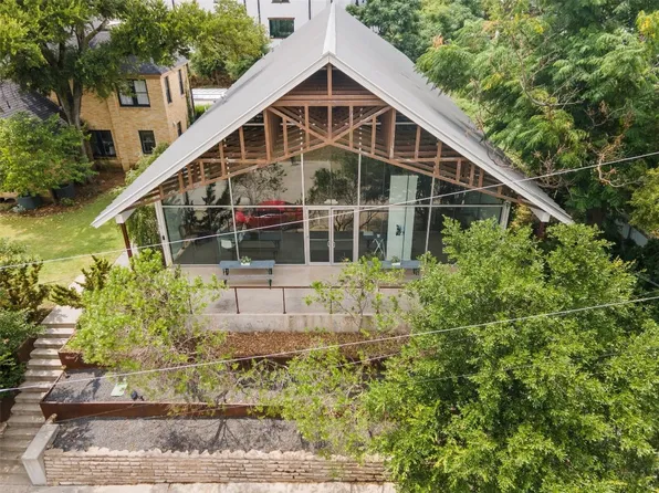 1007 Folsom St, Dallas, TX 75208