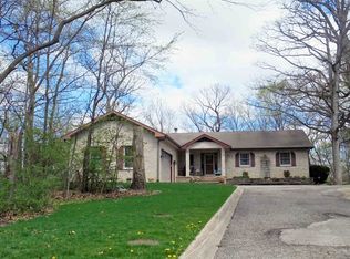 2613 N 46th Rd, Sandwich, IL 60548
