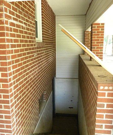 5th image of 517 Walnut St