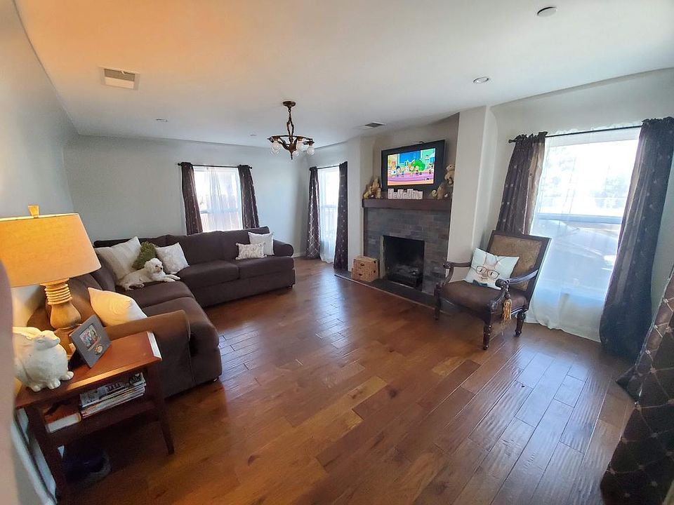 2nd image of 10718 Brookshire Ave