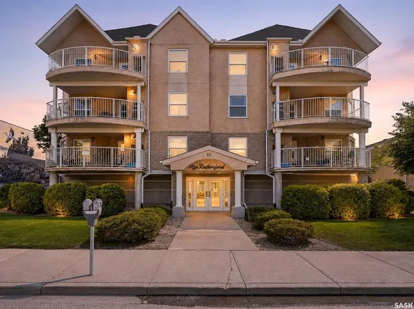 UNIT 301-65 Hochelaga STREET W, Moose Jaw, SK S6H 2E9