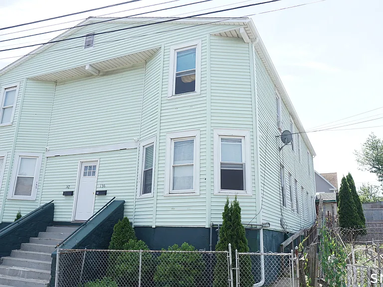 136 Sherman St #142 — Photo 24