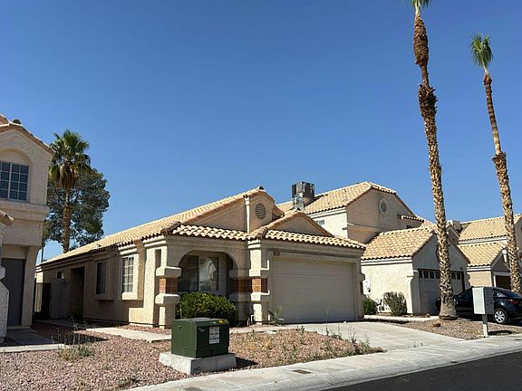 3rd image of 7125 Larkvale Way