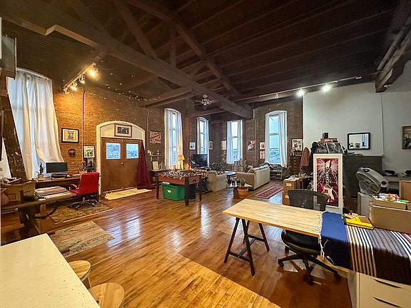2nd image of 1700 N 5th St #0B-1Ba-1600Sqft