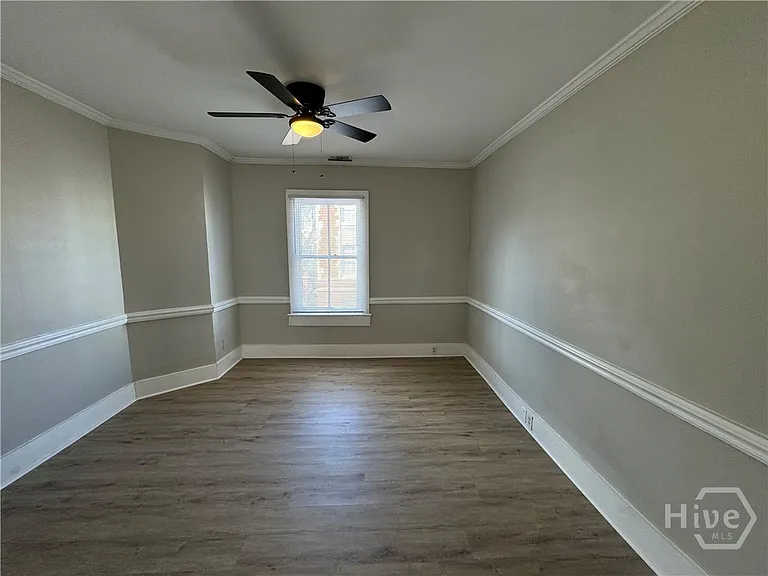 1112 E Anderson St — Photo 8