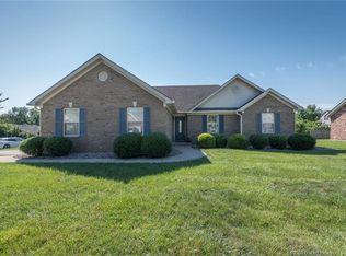 2212 Shadowbrook Ln, Jeffersonville, IN 47130