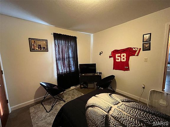 5th image of 810 E Cleveland St #A/b