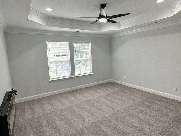 4th image of 802 Westwood Ave