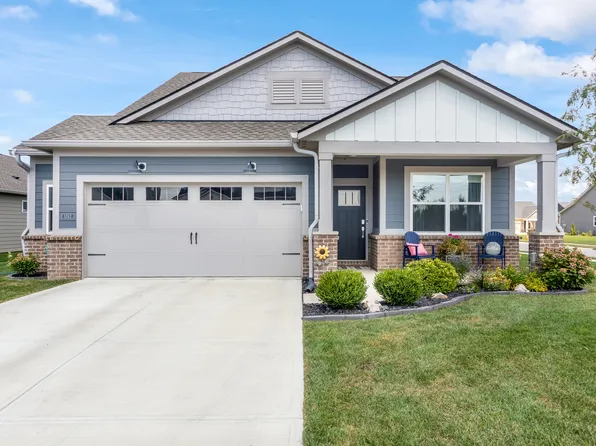 5242 Pinehurst Ct, Whitestown, IN 46075