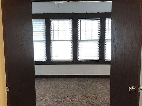 3rd image of 2106 Benton Blvd APT 2